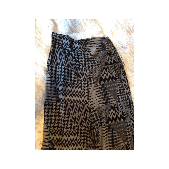 High Wasted Parachute Pants - Picture 2 of 3